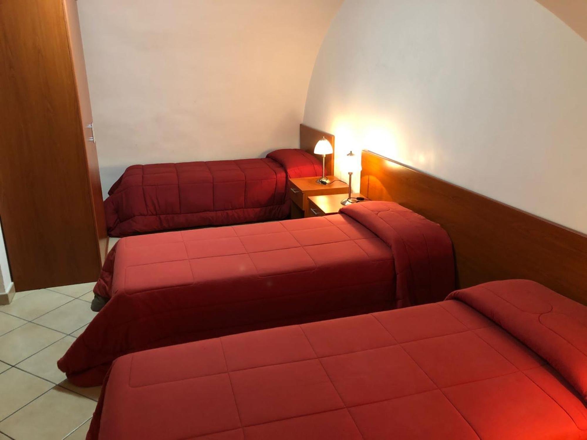 B&B Tarasia Ragusa Bagian luar foto