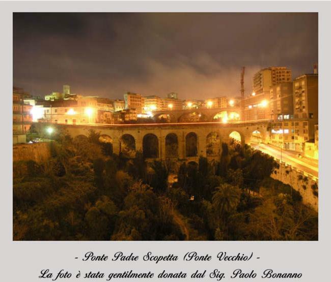 B&B Tarasia Ragusa Bagian luar foto